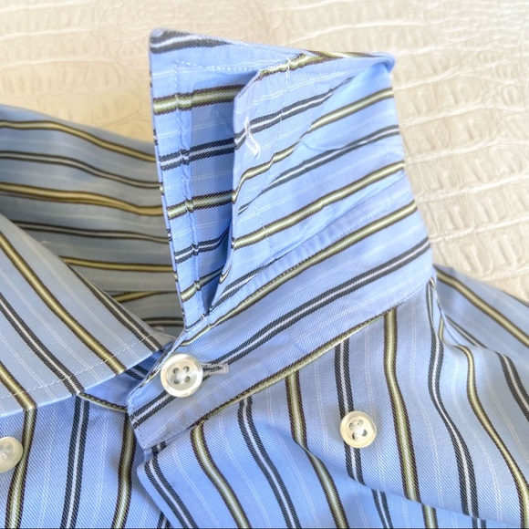 Made in Italy blue shirt Richard’s of Greenwich - Picture 13 of 16